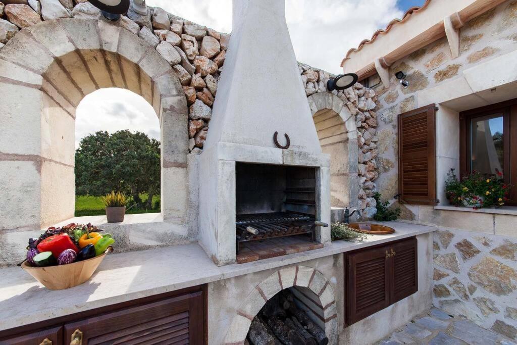 Finca Wellnatura Mit Sauna, Kamine, Badewanne Арта Экстерьер фото
